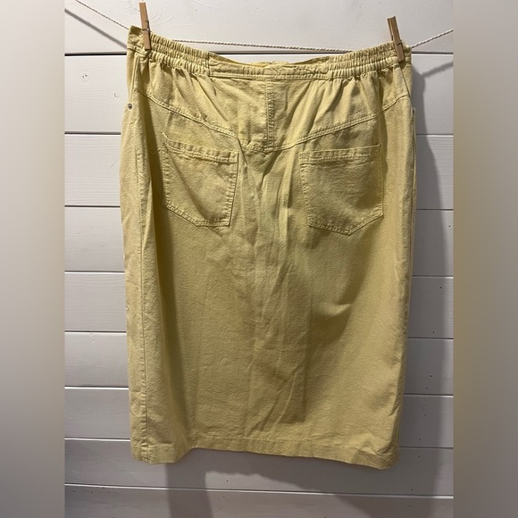 LORI MICHAELS for CLAIRE FRANCE – Size 18 – Vintage Yellow Denim Skirt - Picture 8 of 8
